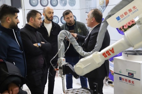 土耳其布尔萨机械工业、金属加工、自动化机器人展览会展会现场图片