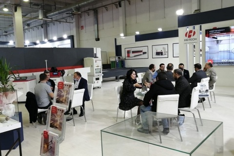 土耳其布尔萨机械工业、金属加工、自动化机器人展览会展会现场图片