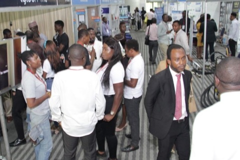 坦桑尼亚建筑及工程机械展览会展会现场图片