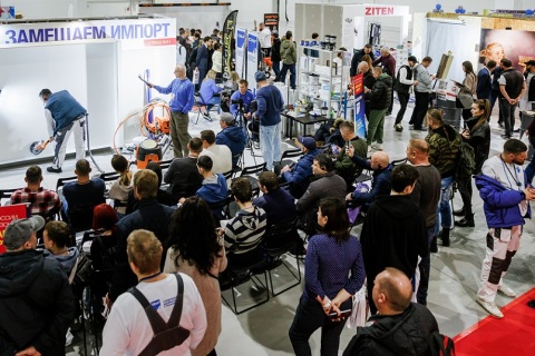 俄罗斯克拉斯诺达尔建筑展览会展会现场图片