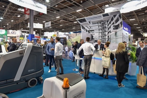 法国巴黎建筑维护及清洁展览会展会现场图片