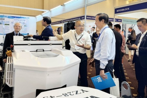 越南胡志明水泥、混凝土设备展览会展会现场图片