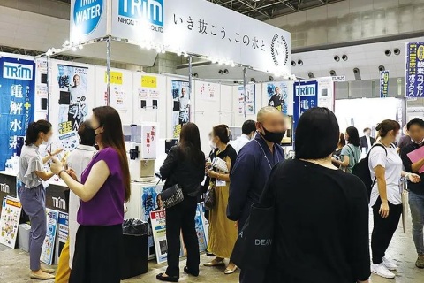 日本泳池及桑拿设备展览会展会现场图片