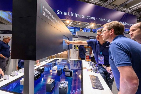 德国纽伦堡照明及建筑电气展览会展会现场图片