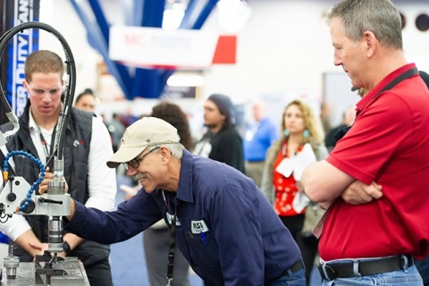 美国长滩工业制造展览会展会现场图片