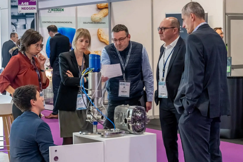 加拿大魁北克工业展览会展会现场图片