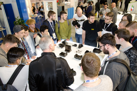 意大利博洛尼亚工业制造展览会展会现场图片