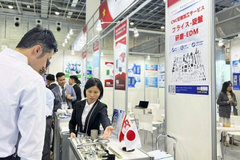 日本大阪工业展览会展会现场图片