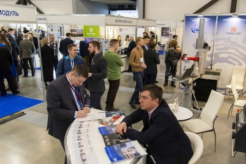 俄罗斯圣彼得堡金属工业技术展览会展会现场图片