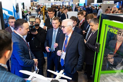 俄罗斯圣彼得堡工业展览会展会现场图片