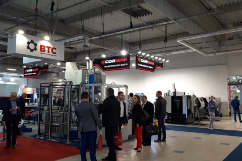 波兰华沙工业及机床金属加工展览会展会现场图片