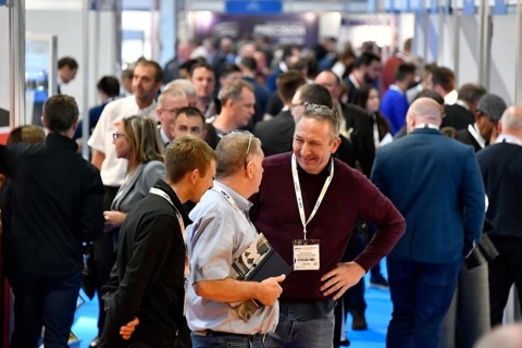 英国伯明翰工业分包展览会展会现场图片