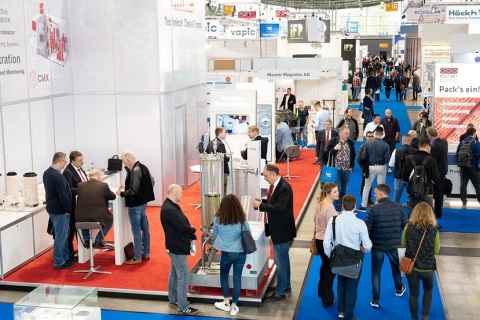 德国斯图加特工业部件清洗技术展览会展会现场图片