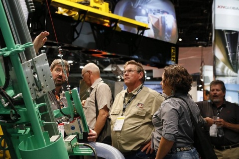 美国拉斯维加斯矿业及矿山机械展览会展会现场图片