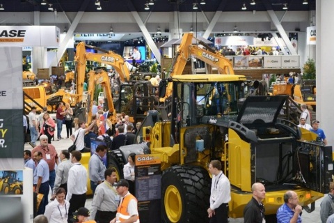 智利圣地亚哥工程机械展览会展会现场图片