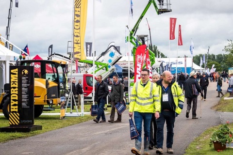 英国莱斯特郡工程机械展览会展会现场图片