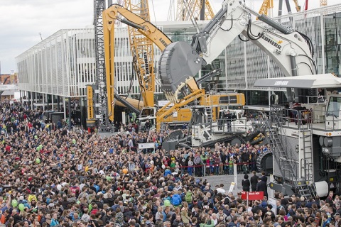 德国慕尼黑工程机械展-宝马展展会现场图片