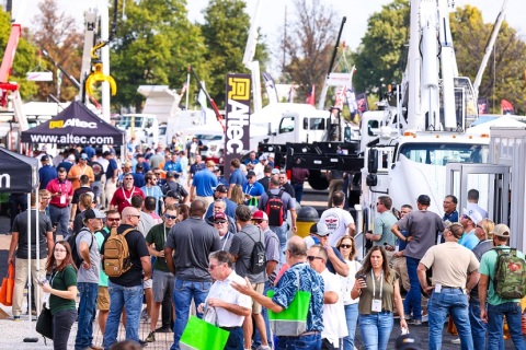 美国路易斯维尔市政建设及工程机械展展会现场图片