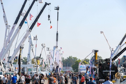 美国路易斯维尔市政建设及工程机械展展会现场图片