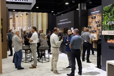 美国亚特兰大木工机械及家具配件展览会展会现场图片