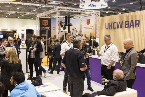 英国伯明翰家具制造及木工机械展览会展会现场图片