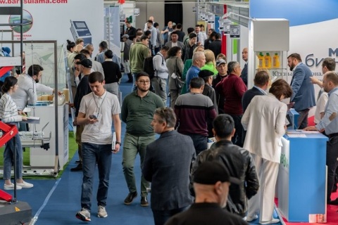 乌兹别克斯坦工程机械及矿业机械展览会展会现场图片