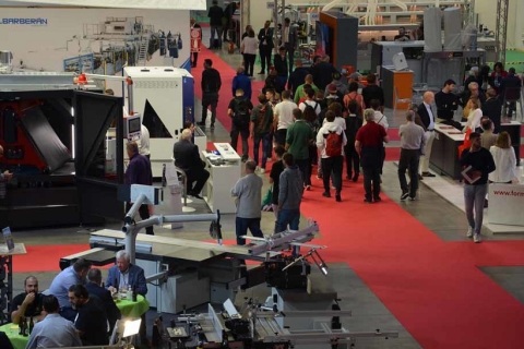 意大利米兰木工机械展览会展会现场图片