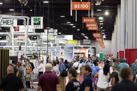 美国亚特兰大木工机械及家具配件展览会展会现场图片