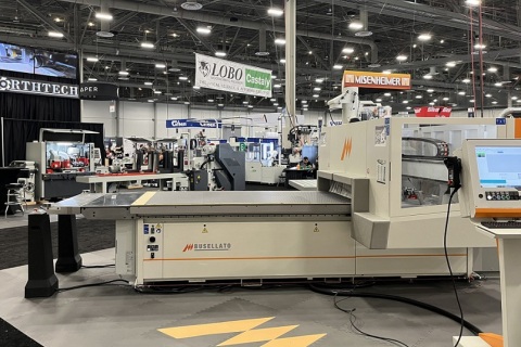 美国拉斯维加斯木工机械及家具配件展览会展会现场图片