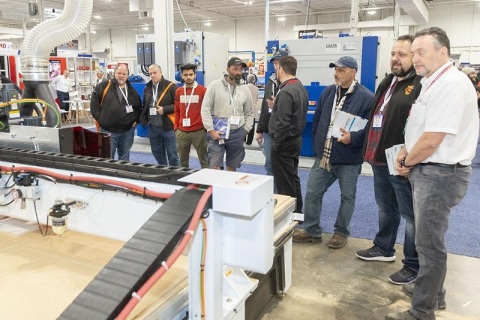 加拿大家具配件及木工机械展览会展会现场图片