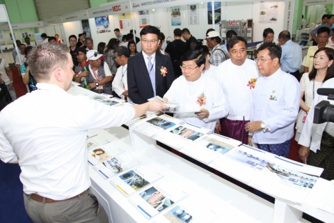 缅甸仰光木工机械及家具配件展览会展会现场图片