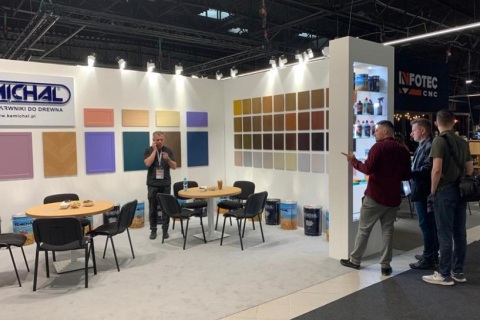 波兰木工机械及家具配件展览会展会现场图片