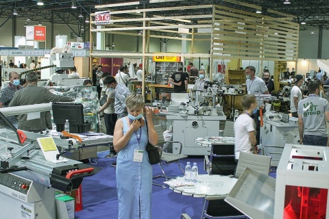 哈萨克斯坦家具及木工机械展览会展会现场图片