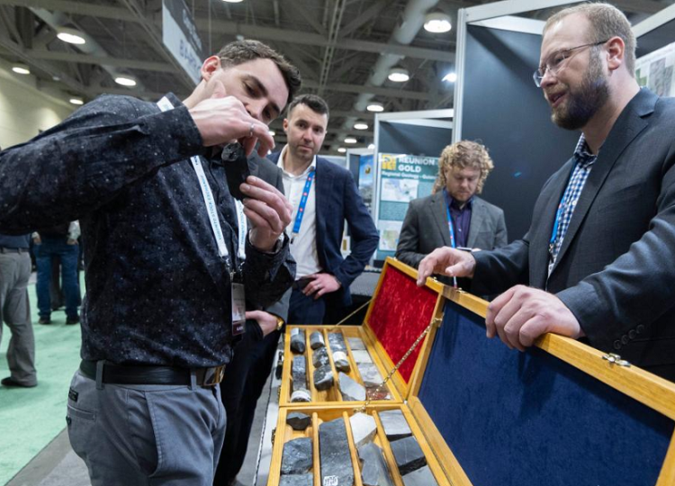 加拿大多伦多矿业展览会