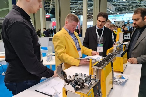 俄罗斯塑料橡胶模具原材料及机械设备展览会展会现场图片