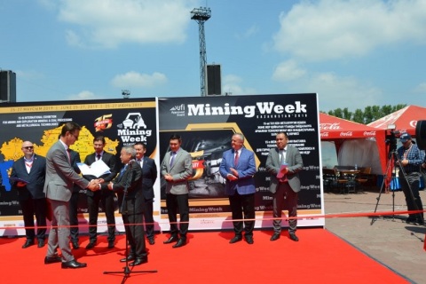 哈萨克斯坦矿业及冶金展览会展会现场图片