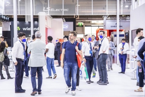 意大利帕尔马工业自动化展览会展会现场图片