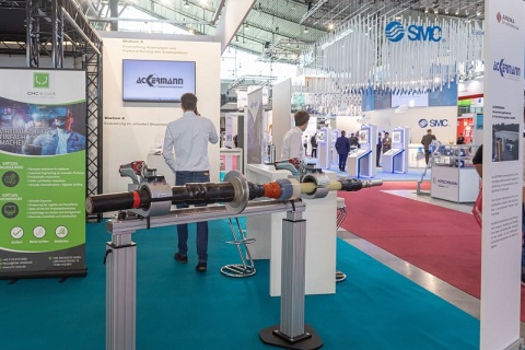 德国斯图加特装配自动化展览会展会现场图片