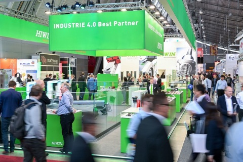 德国斯图加特装配自动化展览会展会现场图片