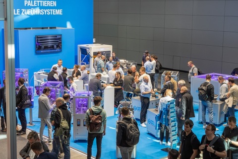 德国斯图加特装配自动化展览会展会现场图片