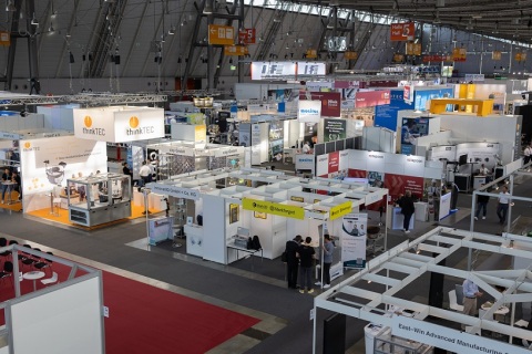德国斯图加特装配自动化展览会展会现场图片