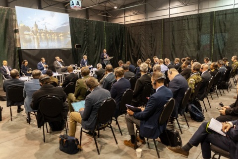 捷克布拉格防务与军警展-未来部队论坛FFF展会现场图片