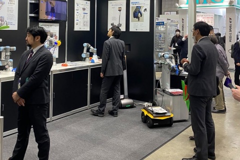 日本东京机器人展览会展会现场图片