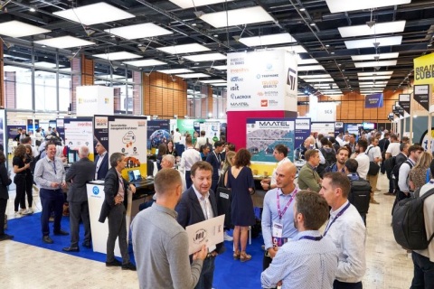 法国里昂人工智能、物联网、机器人展览会展会现场图片