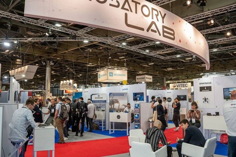 法国巴黎国防军警防务展览会展会现场图片