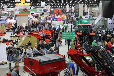 美国圣路易斯维尔全国农业机械展览会展会现场图片