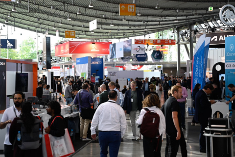 德国法兰克福测绘、无人机、智慧城市展览会展会现场图片