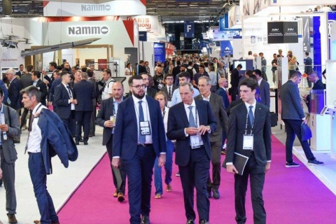 法国巴黎国防军警防务展览会展会现场图片