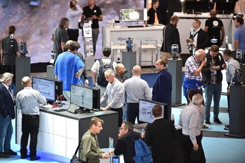 德国法兰克福测绘、无人机、智慧城市展览会展会现场图片