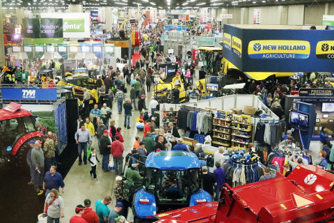 美国圣路易斯维尔全国农业机械展览会展会现场图片
